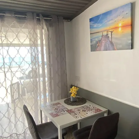 Mackenzie By The Sea Ground Floor Home Larnaca Exterior photo
